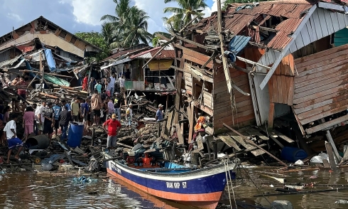 World War II bomb destroys nine homes in Indonesia
