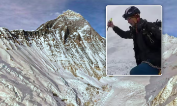 US athlete breaks Everest climbing record