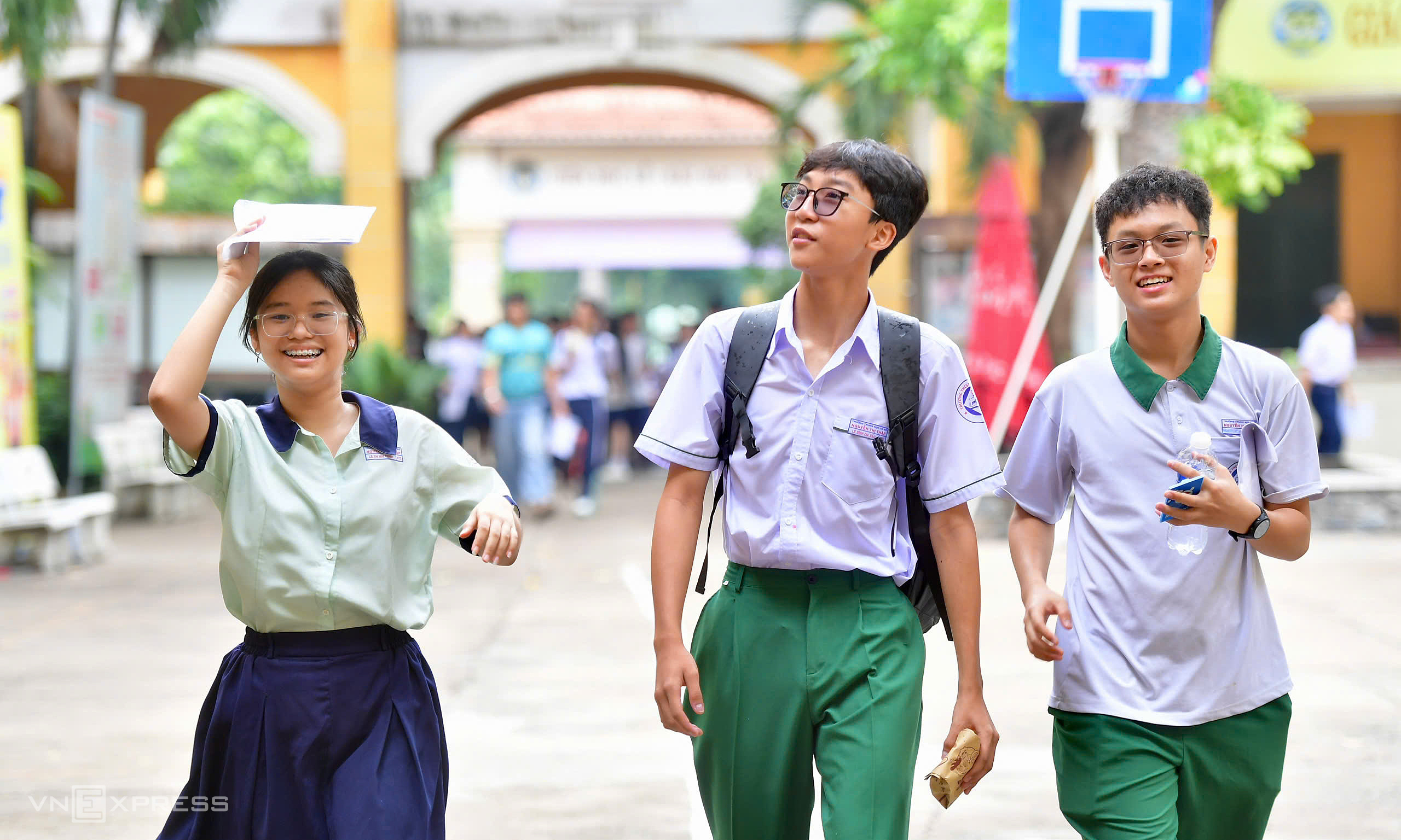 Over 151,000 candidates in Ho Chi Minh City begin the nation's largest 10th-grade exam
