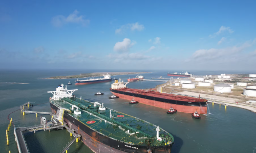 US crude oil exports hit record high