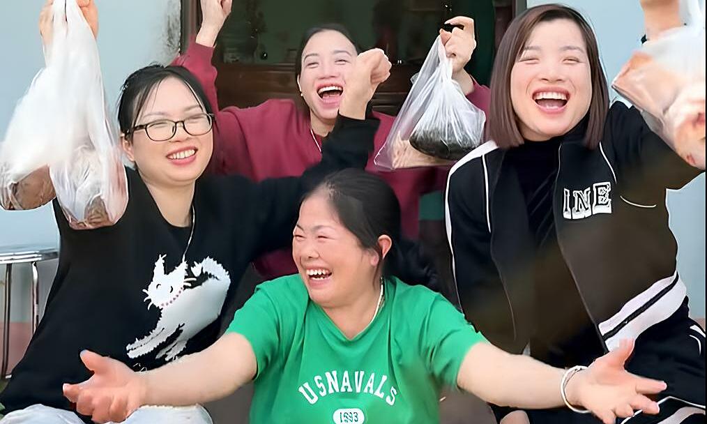 Stepmother raises four stepchildren for 30 years