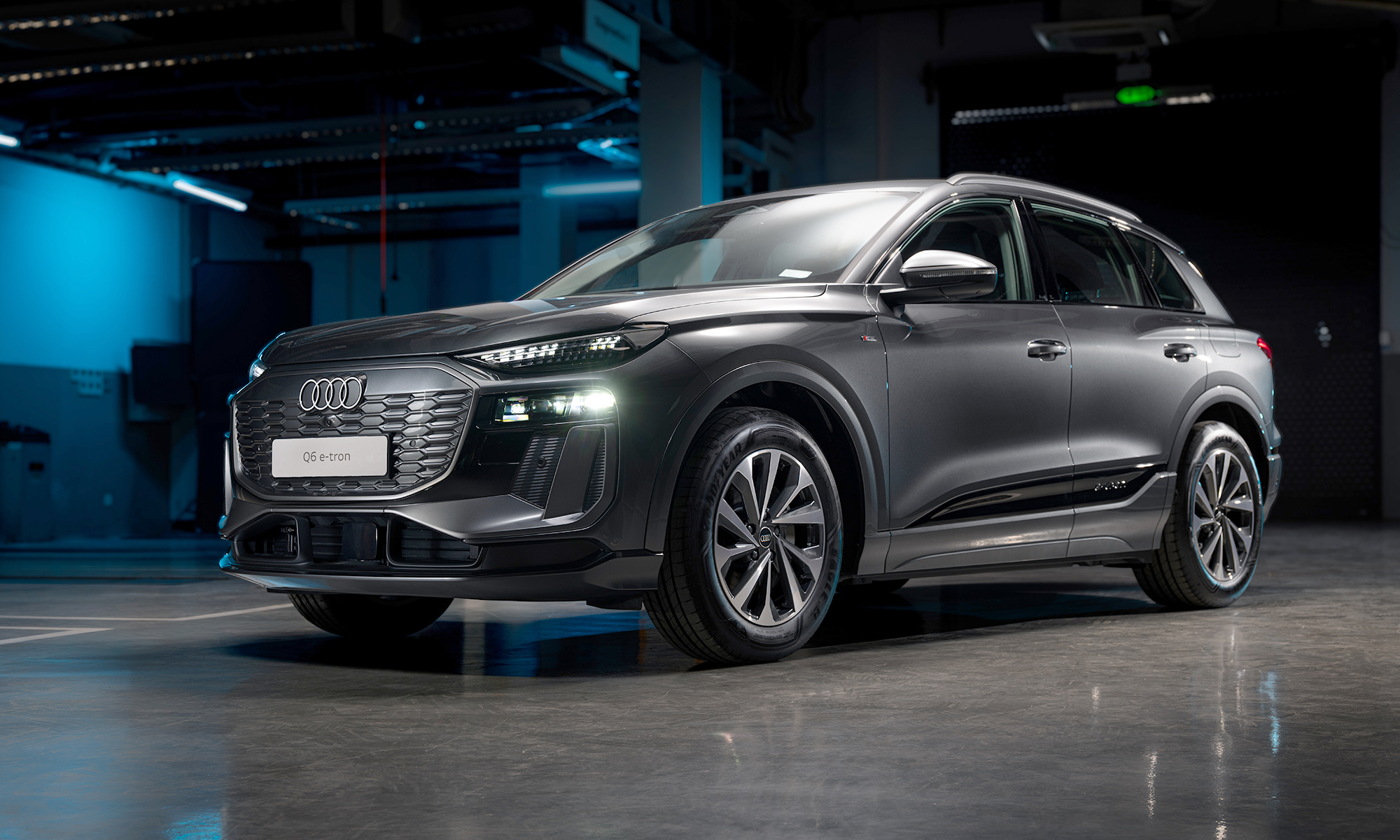 Audi slashes prices by 200 million dong on multiple vehicles in June