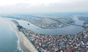 Ly Hoa sea mouth silts up again shortly after dredging