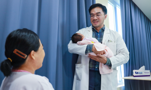 Having a child from a single embryo after two multiple miscarriages