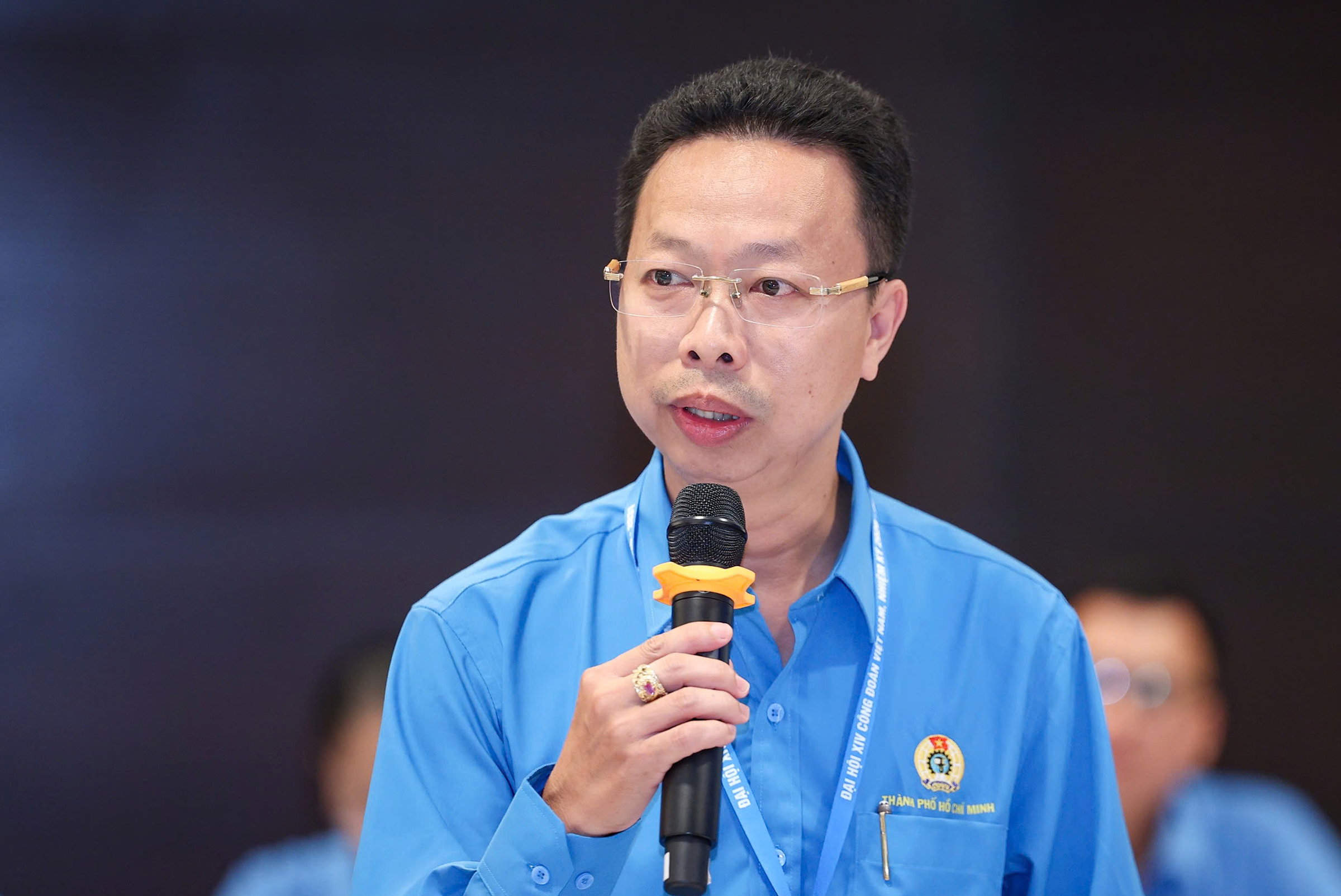 Proposal to create special monitoring files for businesses with outstanding wages, social insurance debts