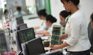 Banks to maintain responsibility for providing taxpayer information