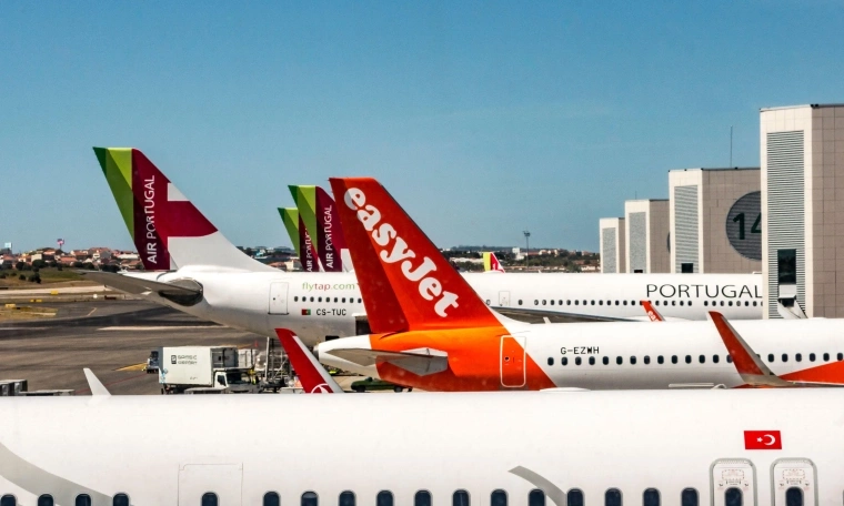 Hundreds of flights canceled due to nationwide strike in portugal