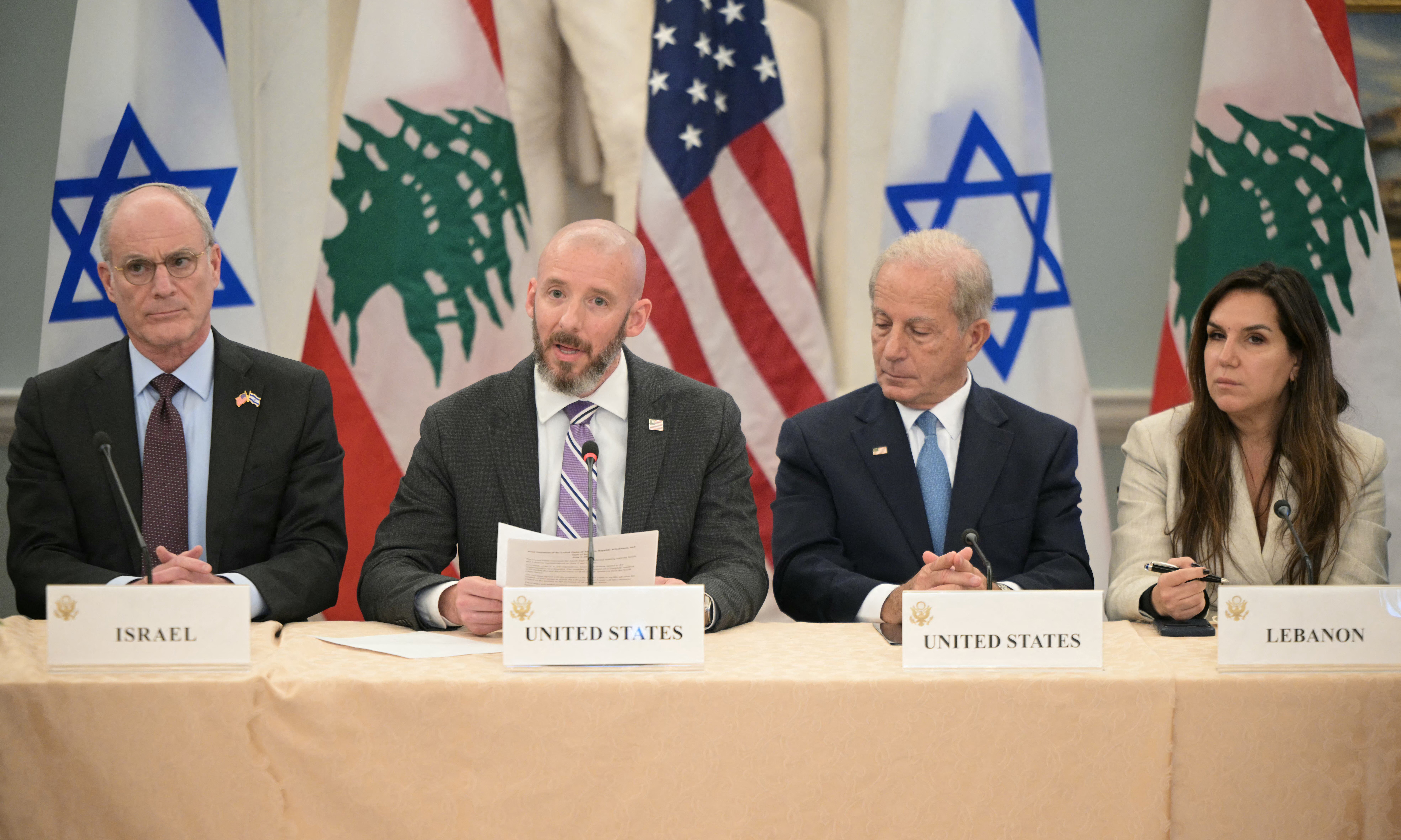 Israel and Lebanon agree to implement ceasefire