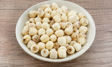 5 reasons women should regularly eat lotus seeds