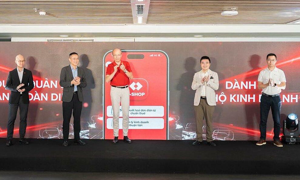 One Mount and Techcombank launch T-Shop sales management application