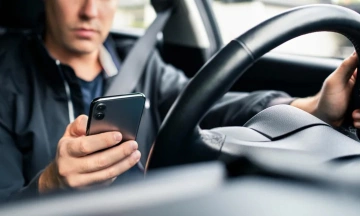 Drivers fined for holding dead phones while driving