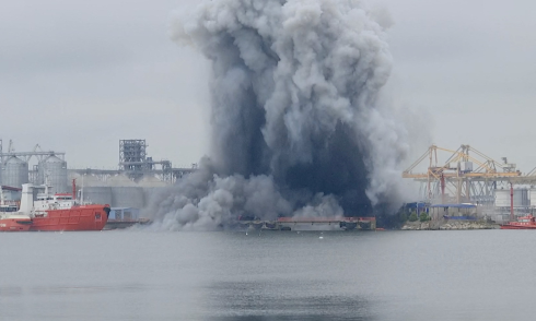 Ukrainian suicide drone explodes near Romanian oil port