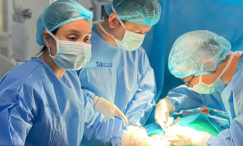 Woman undergoes surgery for leg vein aneurysm