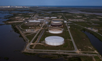 Risk of oil prices soaring as global reserves are depleted