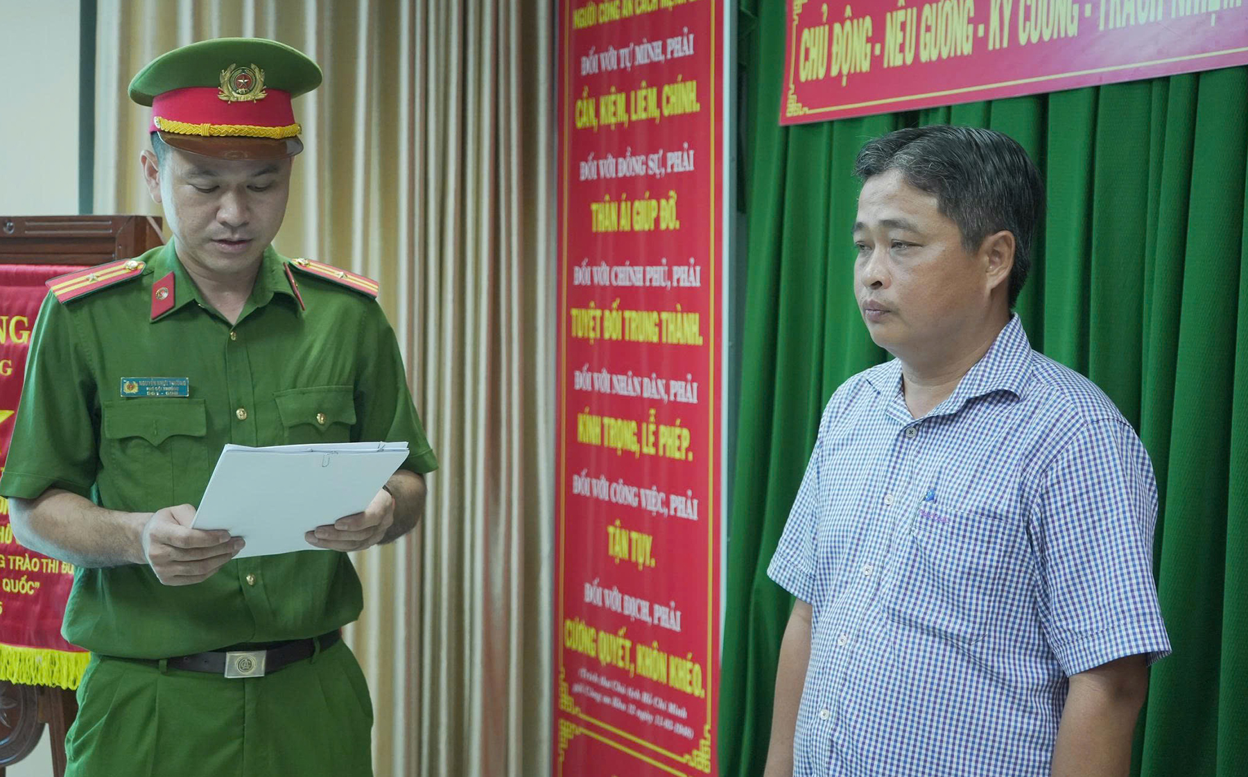 Former provincial party organization head in the Mekong Delta arrested
