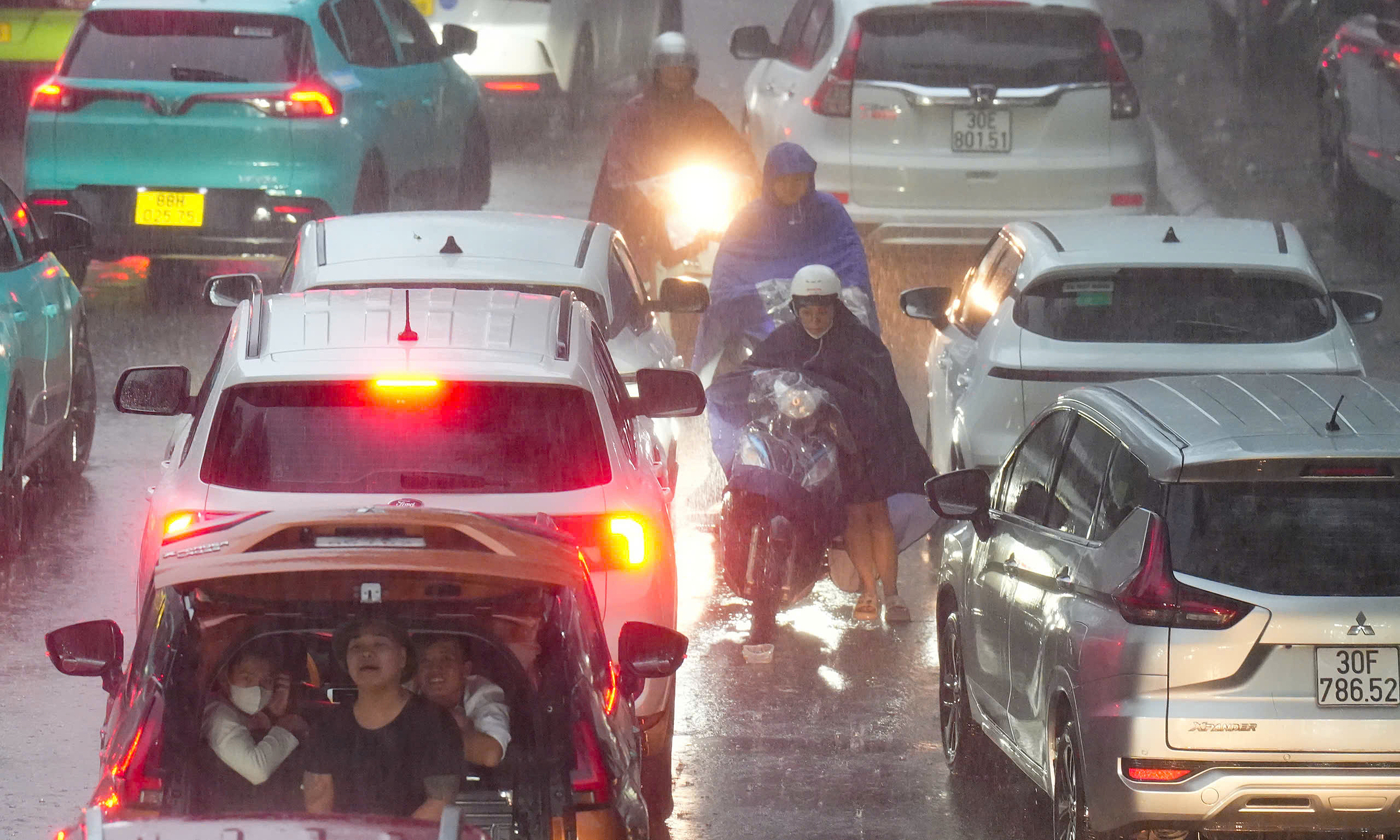Late-season cold front brings heavy rain to the north