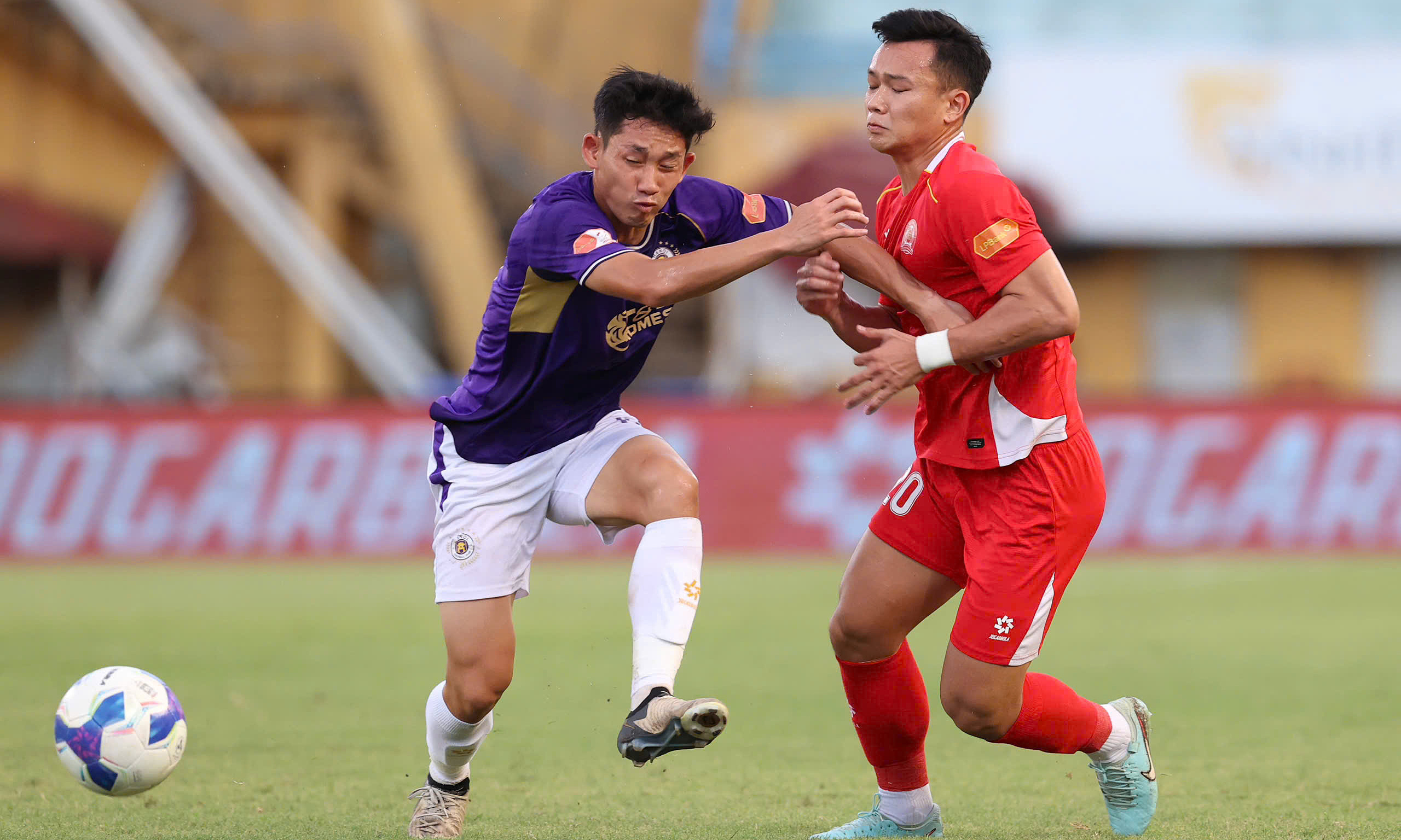 Hanoi FC drops out of V-League top 3 after 17 years