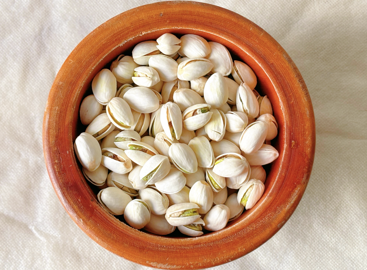 5 foods rich in melatonin for deep sleep