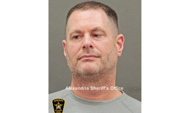 Scheme helps former CIA officer embezzle hundreds of gold bars