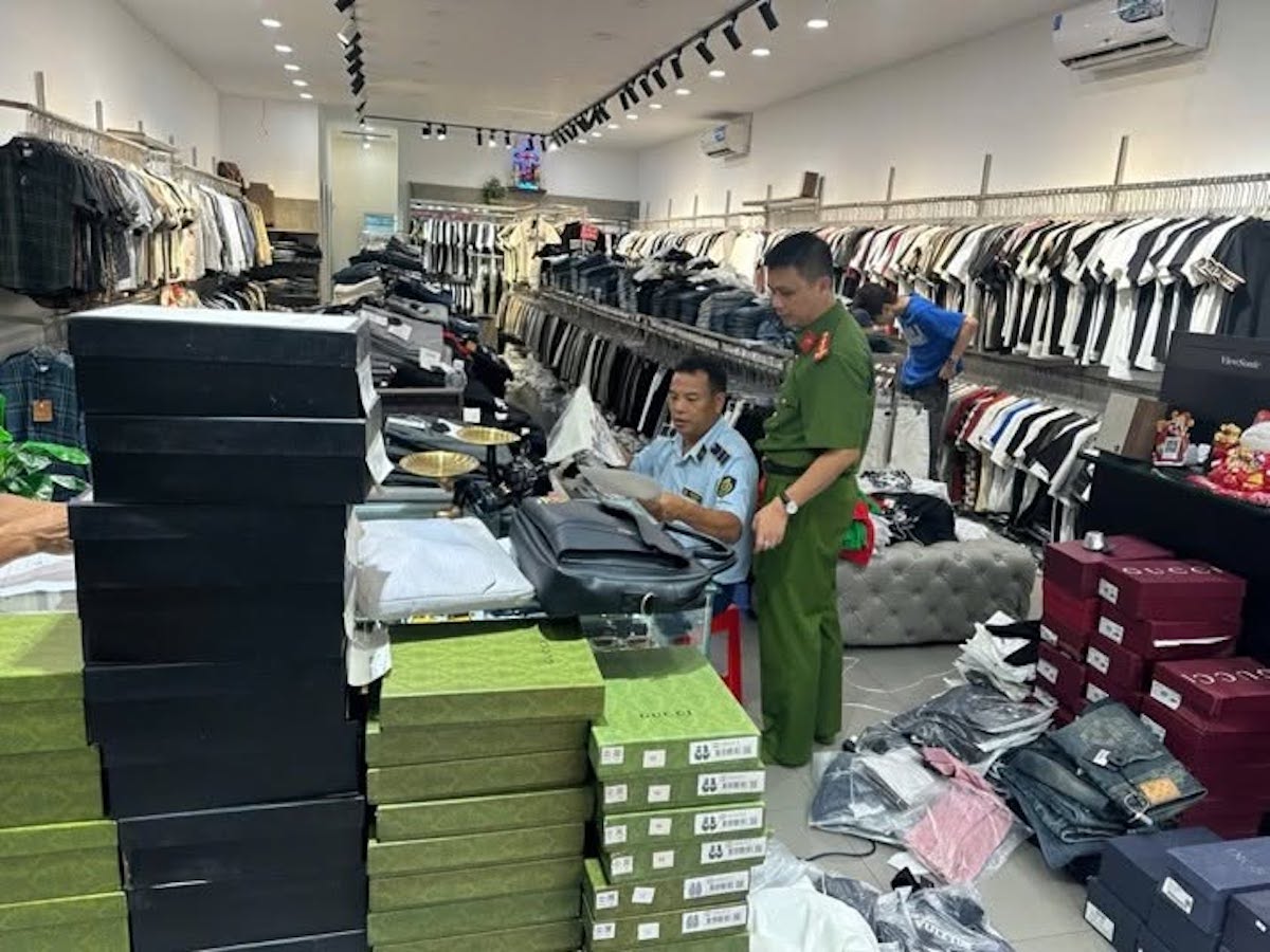 Thousands of counterfeit famous brand products discovered