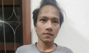 Man holds wife 'hostage' in truck, threatens to kill her in jealous rage