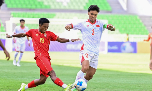 Cambodia snatches semi-final spot from U19 Vietnam