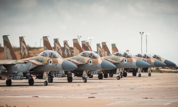 Last-minute call prevents Israeli fighter squadron attack on Iran