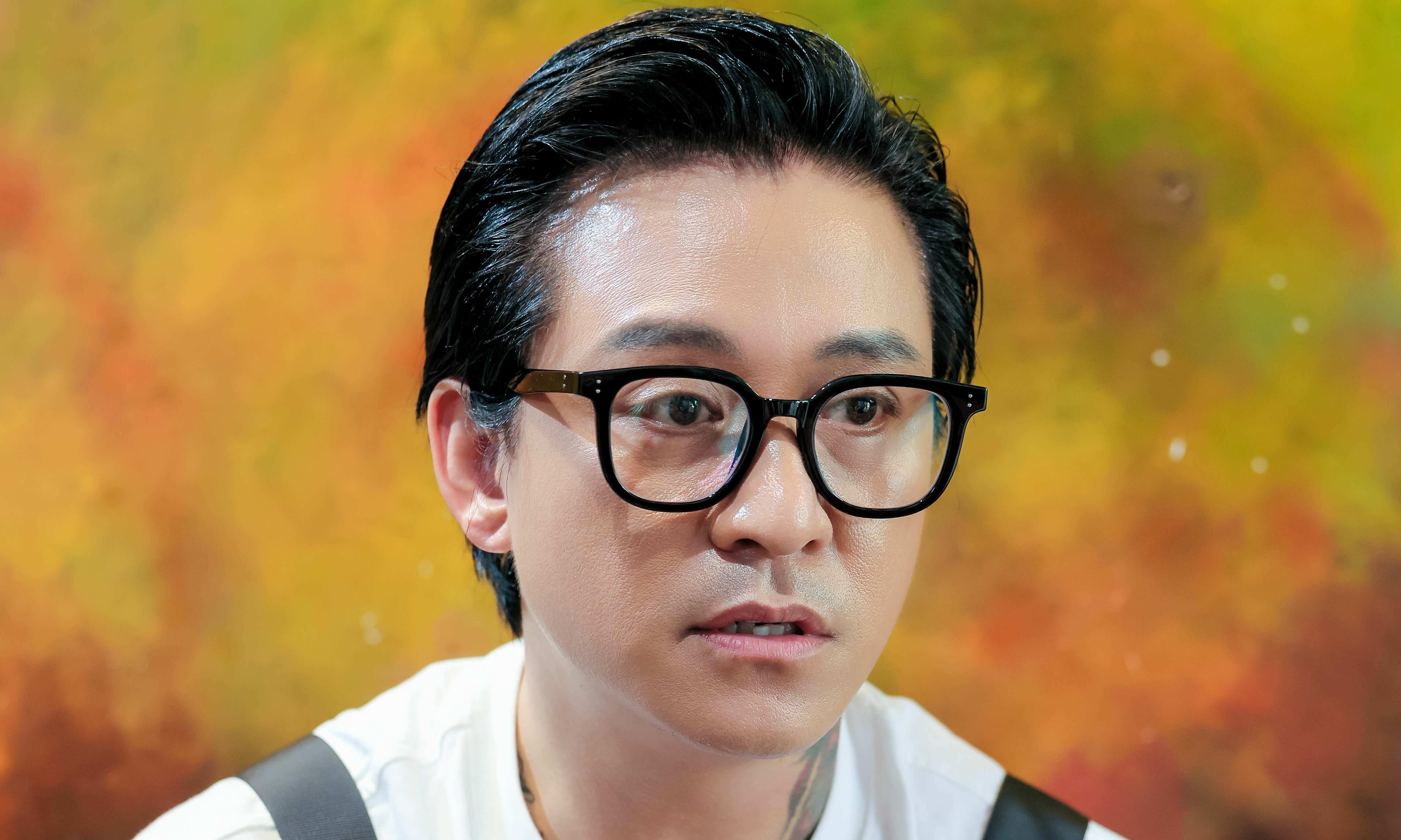 Singer Tuan Hung postpones liveshow