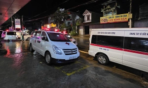 Eight ambulances brave rain to transport 11 multi-accident victims to hospital