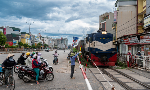 The current state of the Hanoi - Ngoc Hoi railway section ahead of relocation proposal
