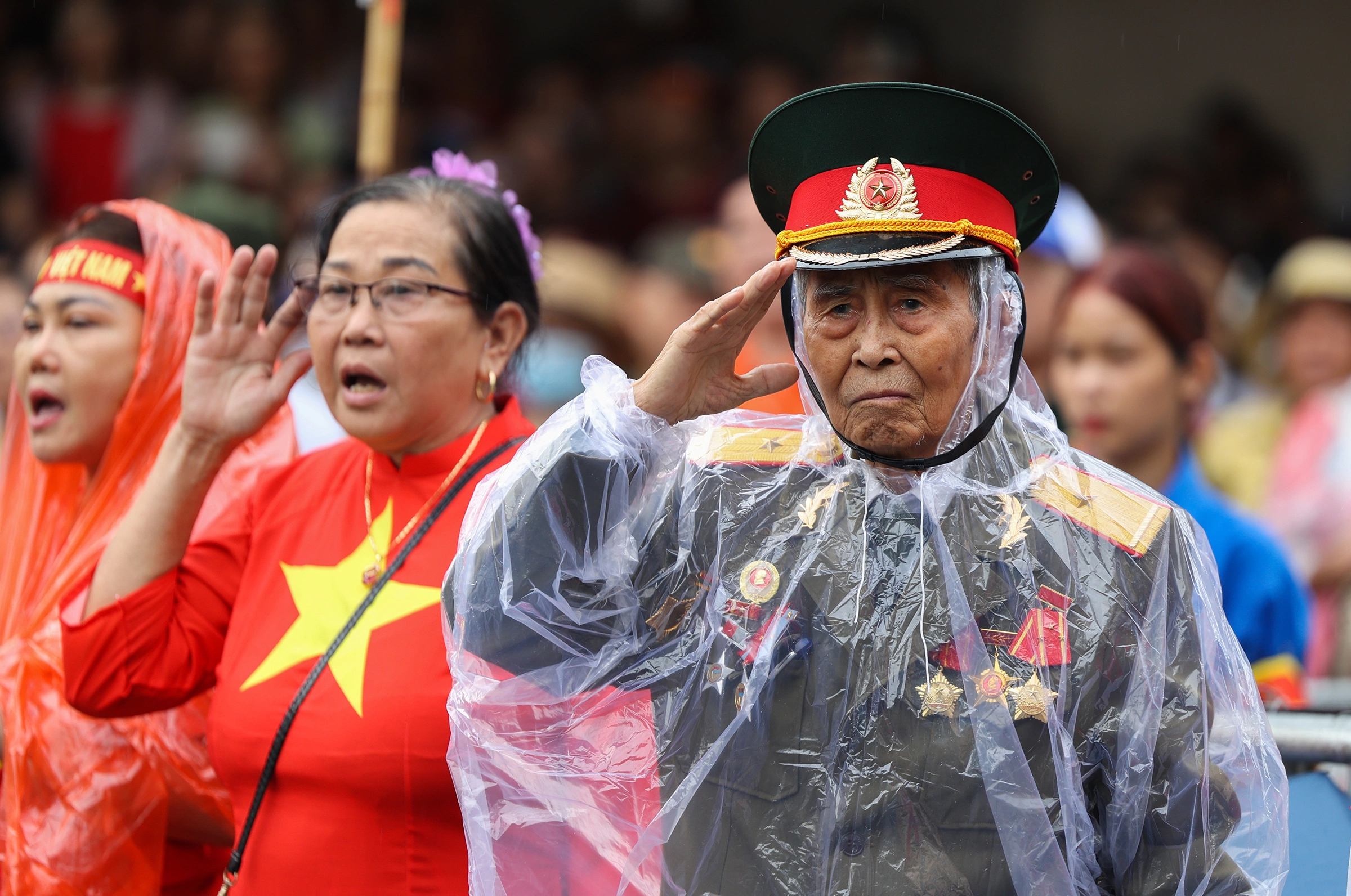 Proposal for individuals performing border duties to receive meritorious service benefits