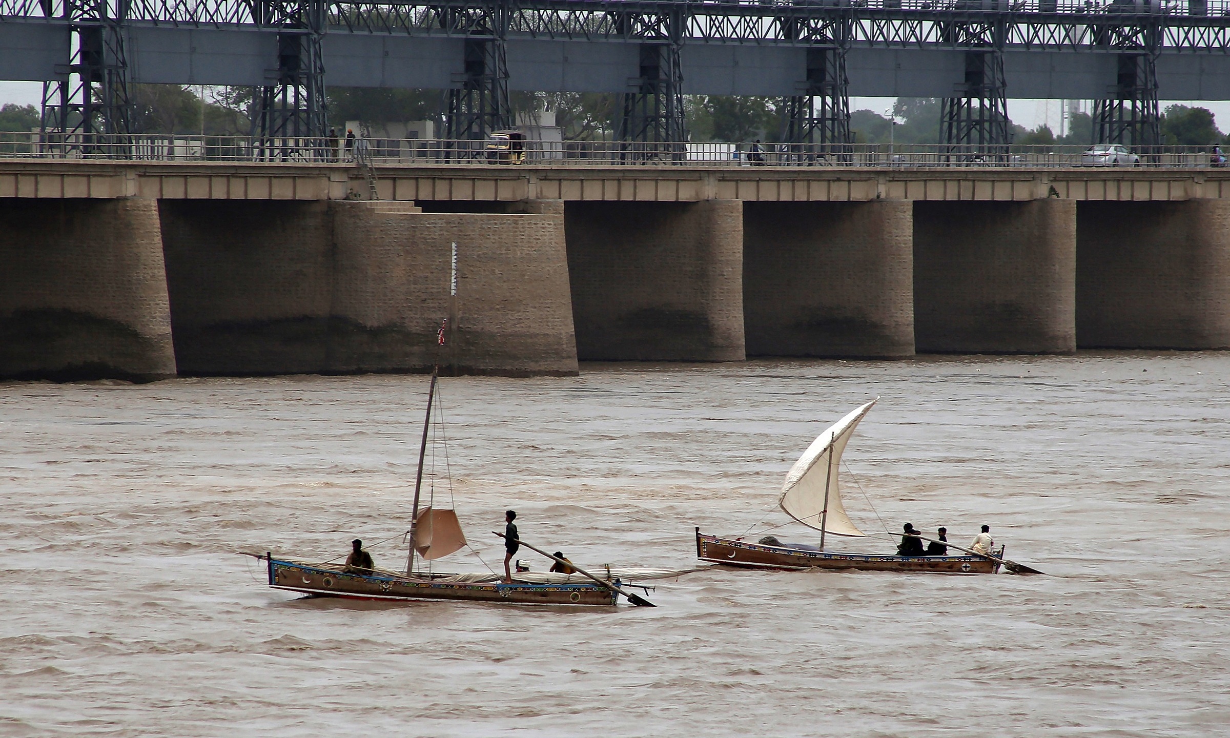 India declares it will stop river water flow to Pakistan