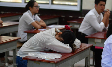 Eight candidates suspended from high school graduation exam