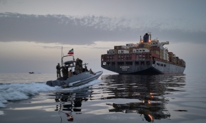 Iran closes Hormuz Strait
