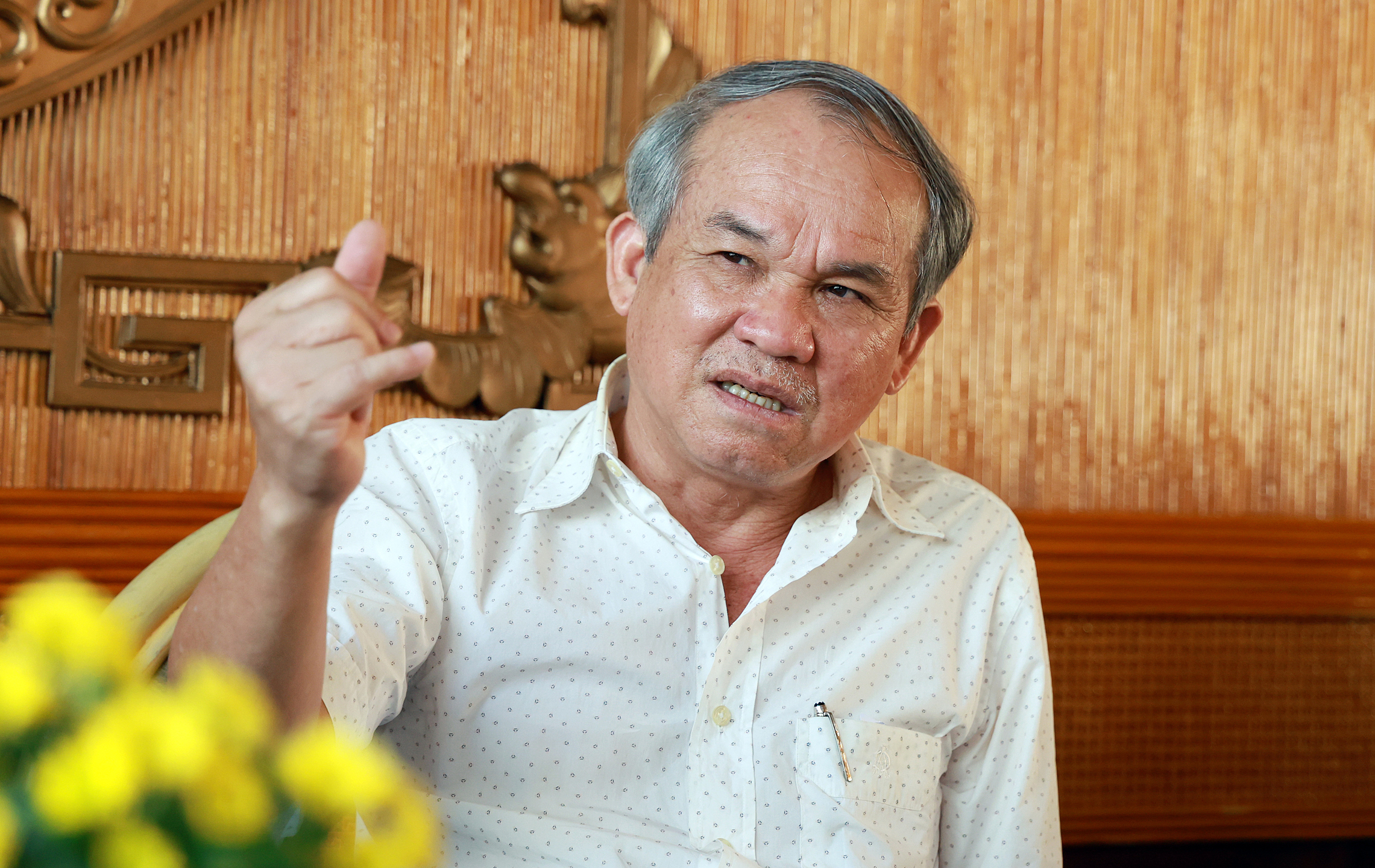 Mr. Duc sponsors Lao football team