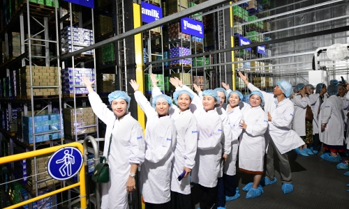 Vinamilk accompanies the 7x generation as they turn 50