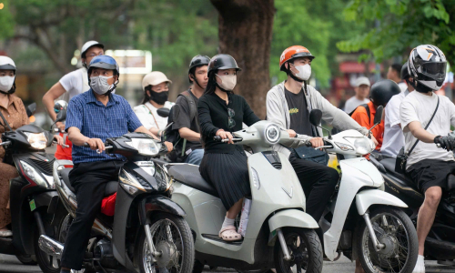 Hanoi not expected to subsidize gasoline motorbike to electric vehicle conversion