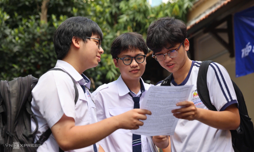 Three students affected by literature exam paper error