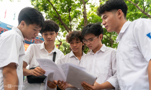 Detailed solutions for the 2026 national high school graduation exam physics paper