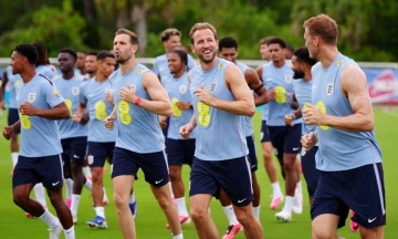 England wins 6-0 ahead of 2026 World Cup