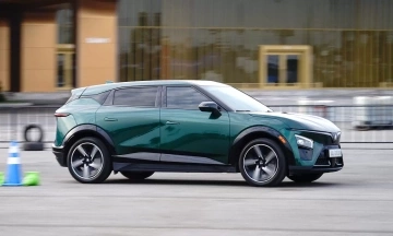 Vietnamese car purchases continue to decline