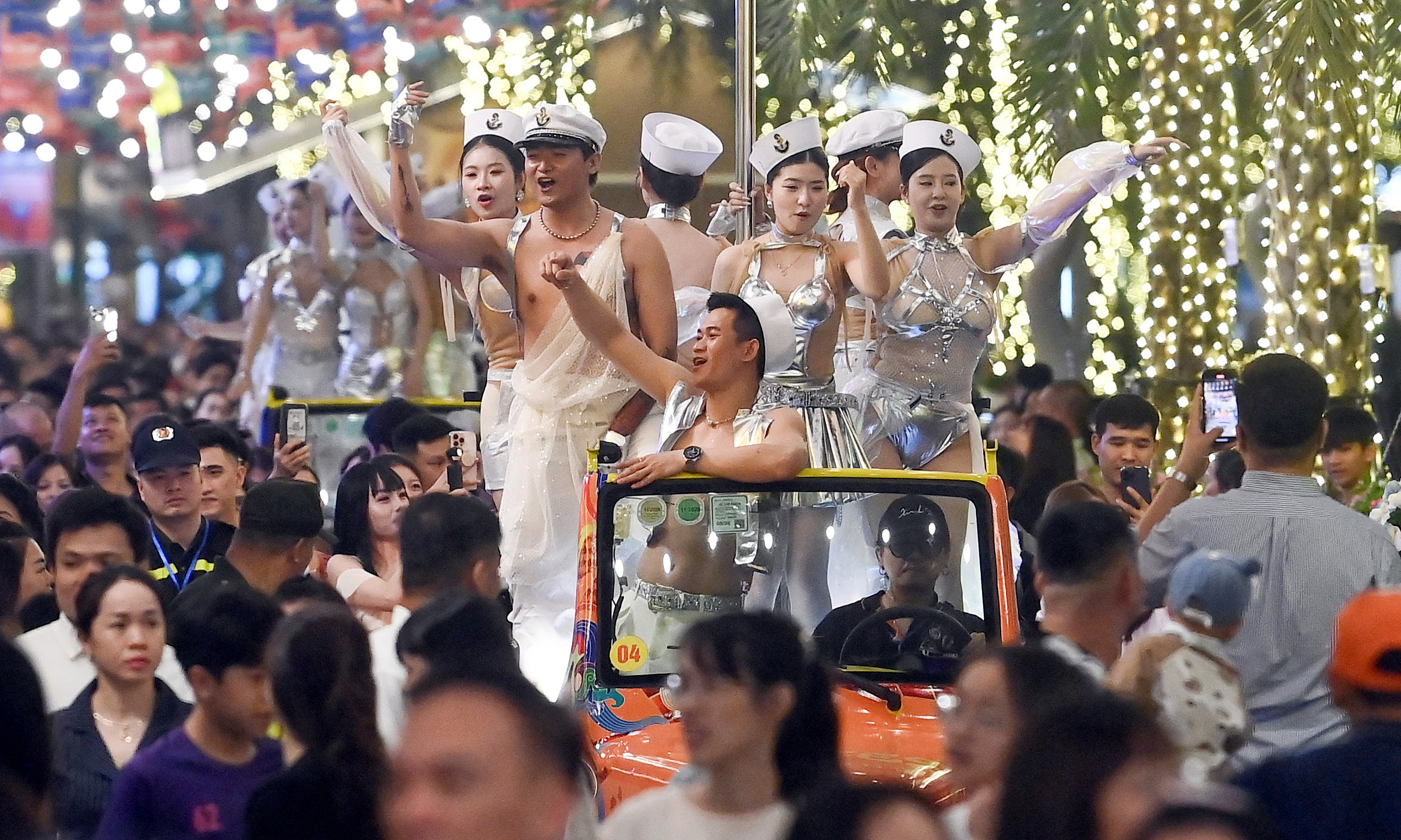 Halong search volume triples for summer