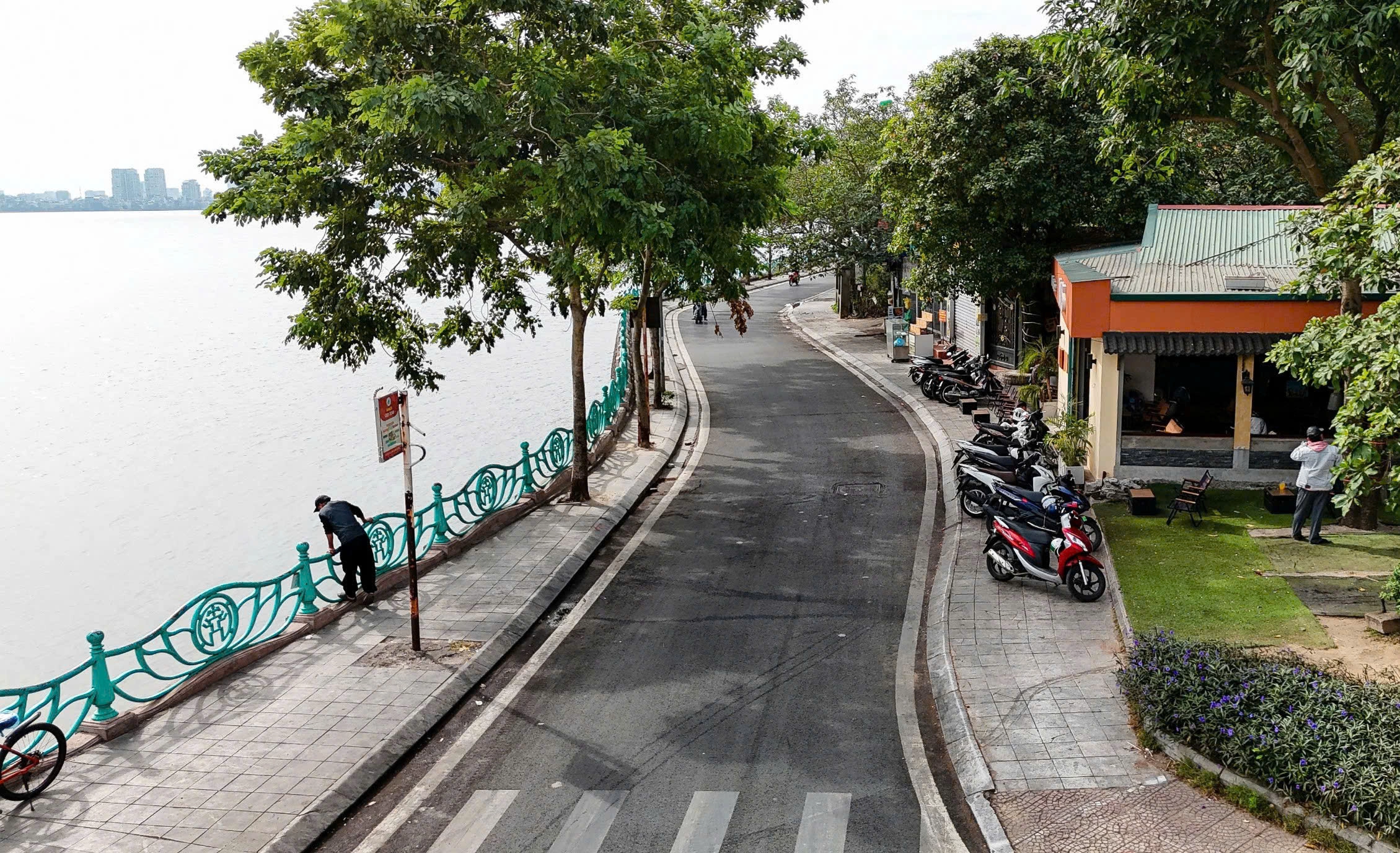 Planned: no expansion of West Lake road towards residential areas