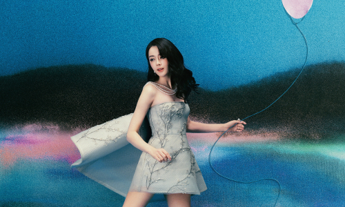 Dilraba Dilmurat transforms into a fairytale fairy in a Phan Huy dress