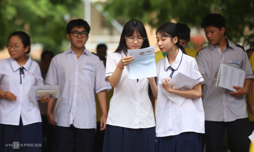 Suggested answers for the 2026 national high school graduation English exam