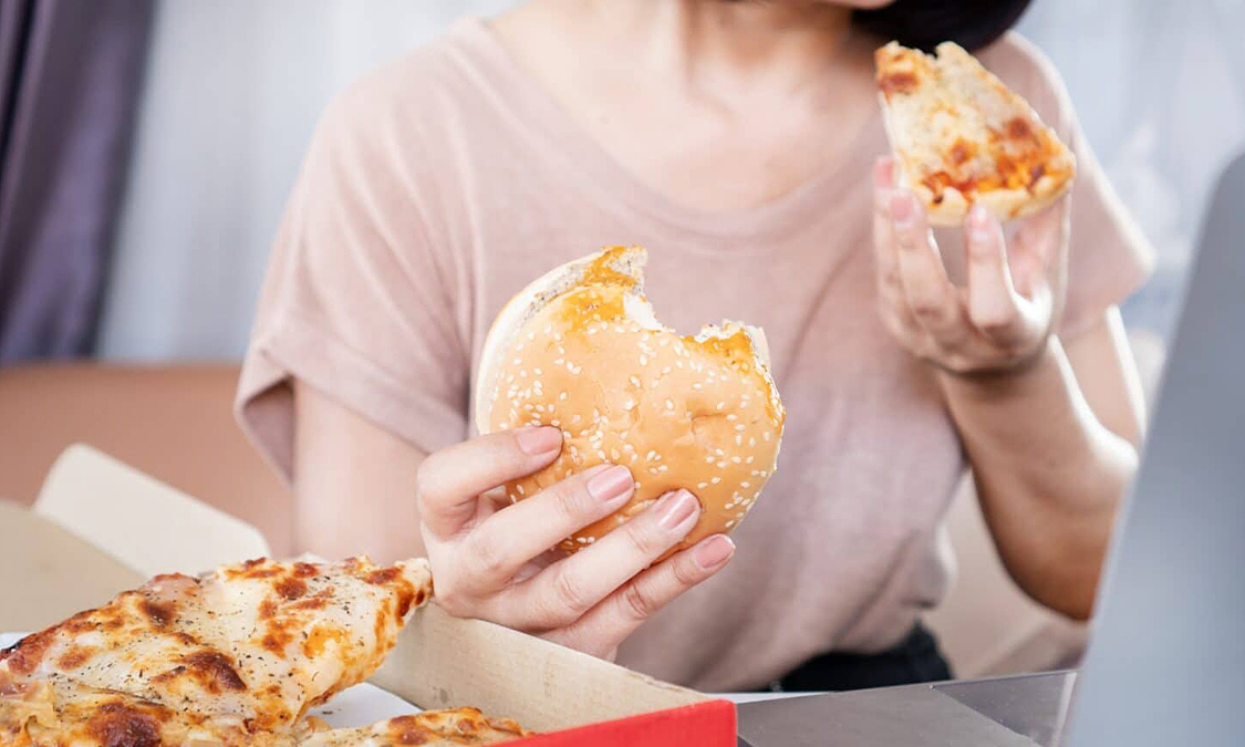 Hospitalized with acute pancreatitis after six days of fasting followed by binge eating