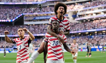President Trump: 'US has a great chance to win the championship'