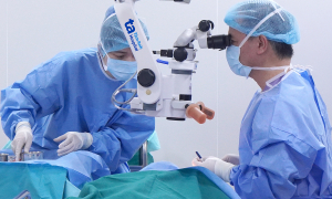 Correcting vision for individuals with multiple refractive errors