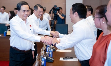National Assembly Chairman and Prime Minister meet with press agencies