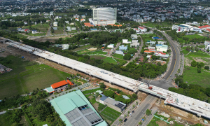 Elevated road, salt fields link expressway to Vung Tau